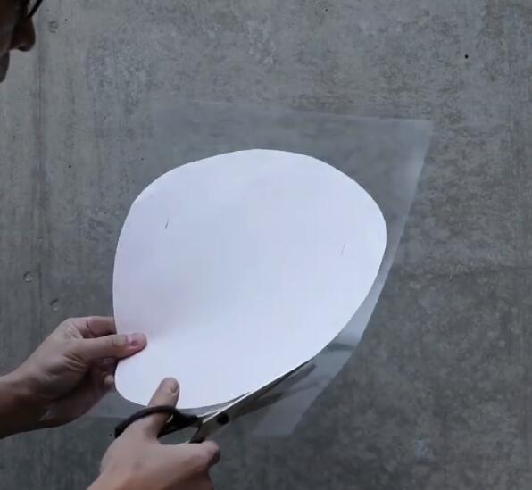 防護面罩買不到！　日本設計師分享「30秒DIY方法」　簡單步驟讓外出多一重保護！