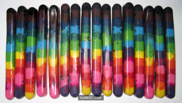 最近突然有一堆人在屯「用剩的蠟筆」，本來不懂用意的我看到它們變成「彩虹蠟筆」後也開始瘋狂蒐集了！