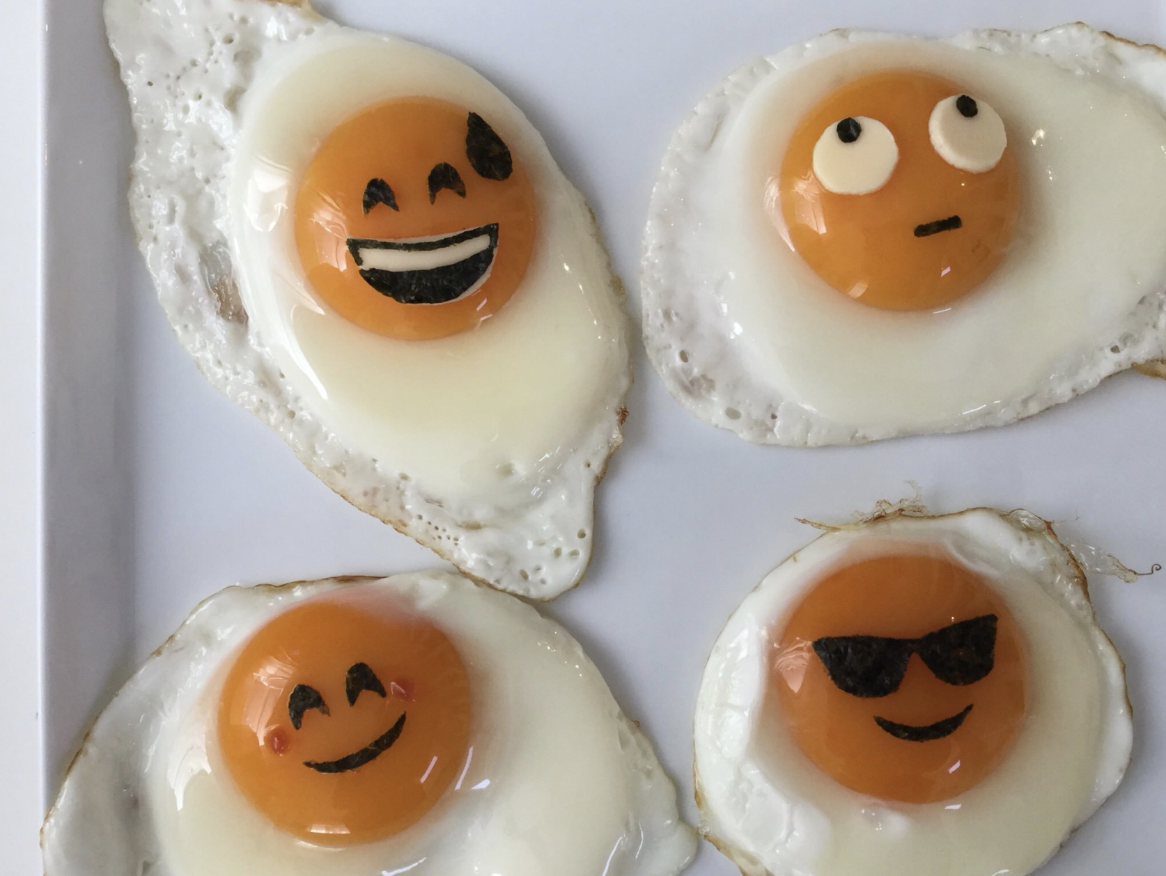 日本超可愛料理大升級　「表情符號荷包蛋」讓人不捨得吃蛋黃R～