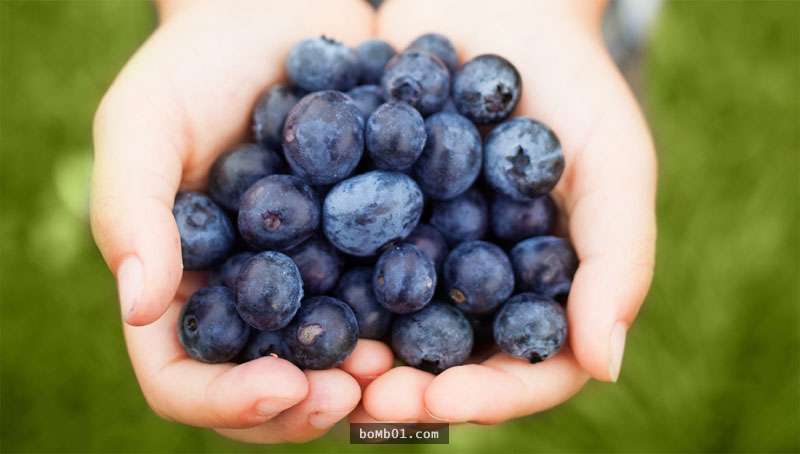 10大抗癌蔬果排名第一就是很多人都超愛的「藍莓」，但是注意要這樣吃法才會有最佳的效果！