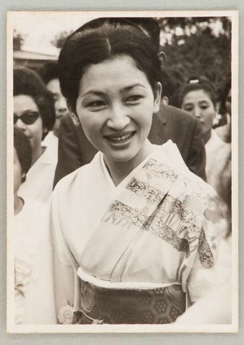 「我是平民出身，逝世後也是平民」　日本皇后為愛受壓力60年拒絕榮譽