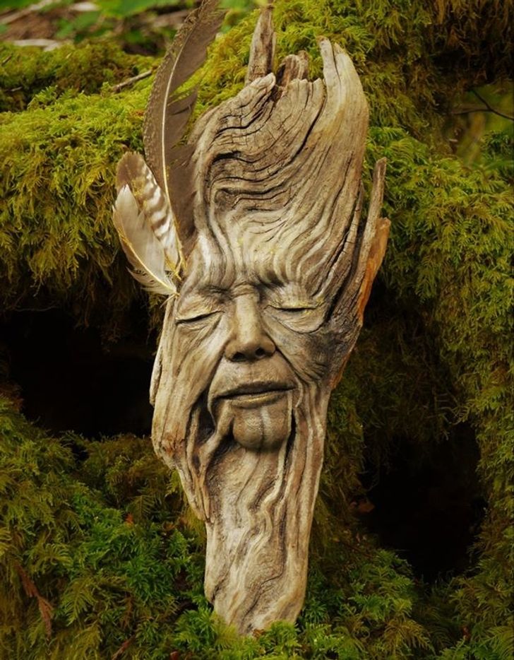 化朽木為神奇！　「自然系藝術家」雕刻融合自然　古老木紋→生動皺紋：賦予木雕靈魂