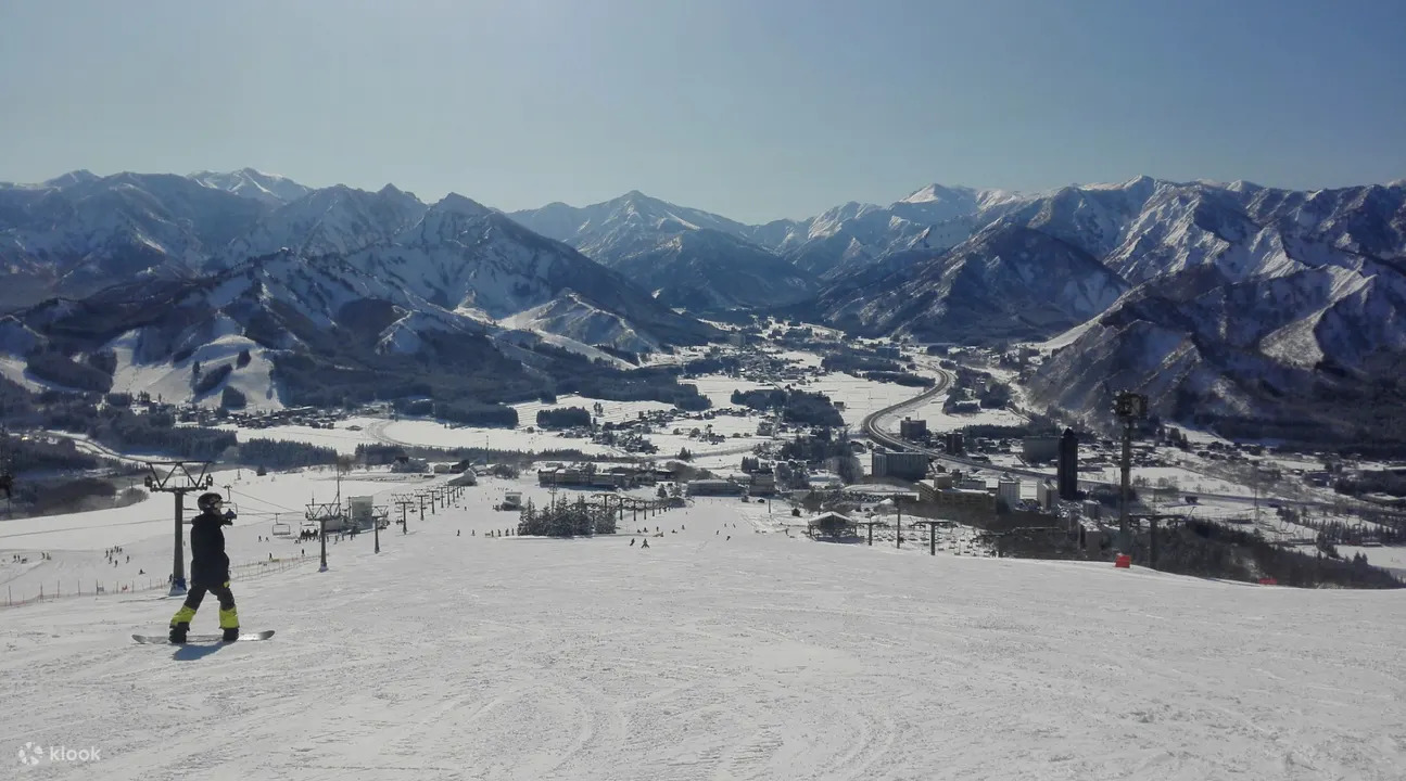 【全台】台灣冬天也可以玩雪！　全台「室內滑雪場」玩樂推薦　課程、費用一次看