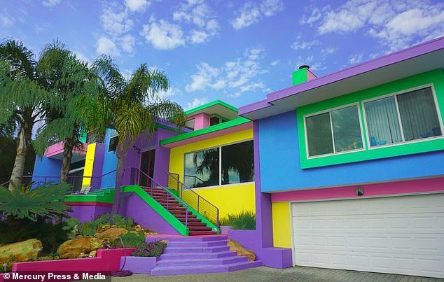 年花15萬就是要住「彩虹屋」　鄰居看她超不爽：整個社區因為妳家變醜！
