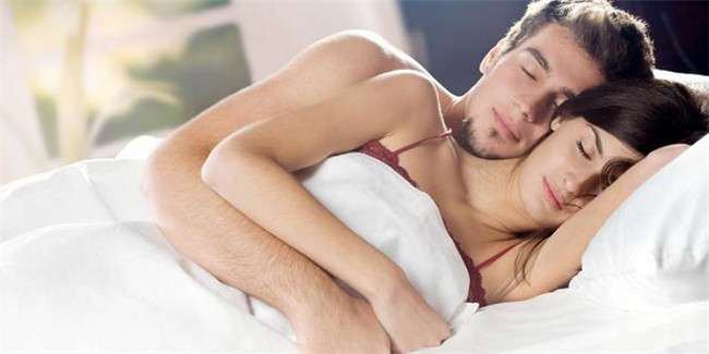 心理學家發現「情侶有這10項習慣不容易分手」　入睡前說晚安很重要