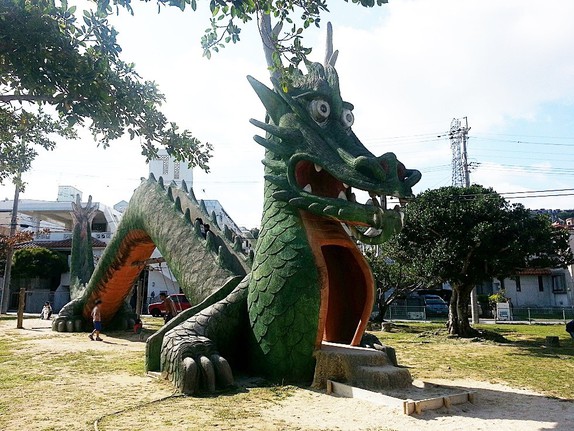 ㄎㄧㄤ到出名！日本超歡樂「謎之公園遊樂設施」　崩到變另類朝聖景點