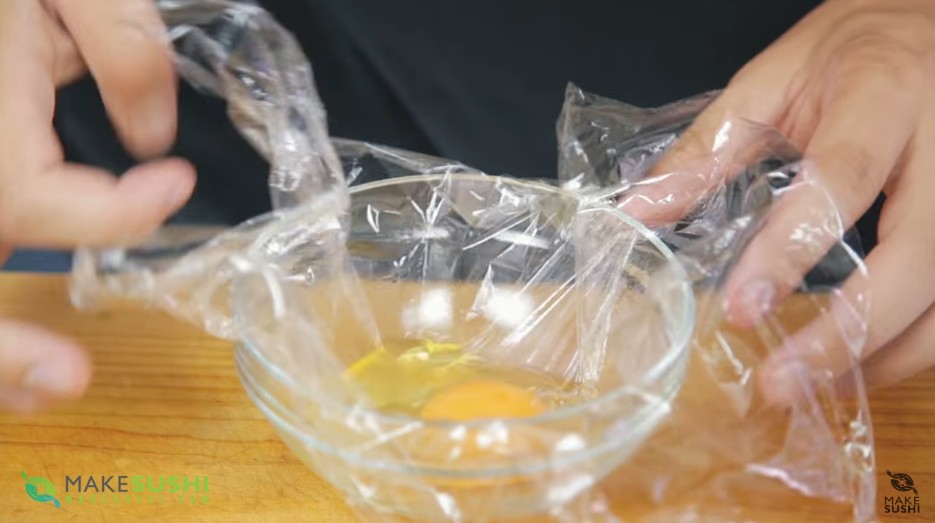 6個「進廚房之前要記得」的聰明小技巧，如果雞蛋浮起來絕對不要煮來吃！