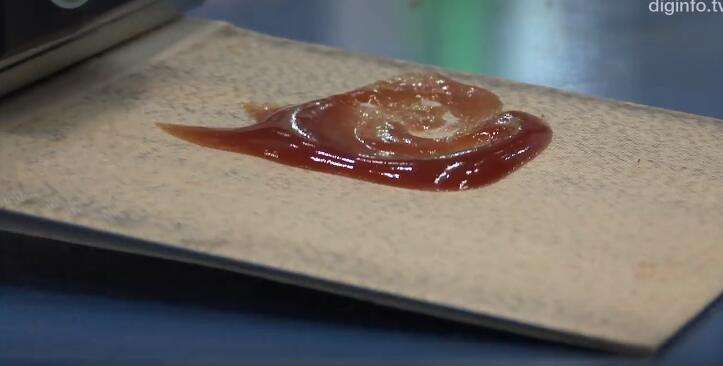 日本神奇廚房工具「奈米小鏟」　黏稠番茄醬秒清理好用到哭
