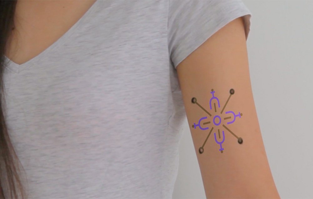 這就是能夠及時救糖尿病患者的「變色刺青」，名校研究者很神奇地把墨水換成了傳感器！