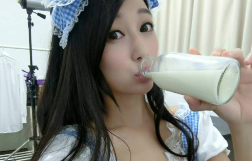 喝牛奶會烙賽的人才正常！　研究證實乳糖不耐症不是病　沒事的人其實是基因突變