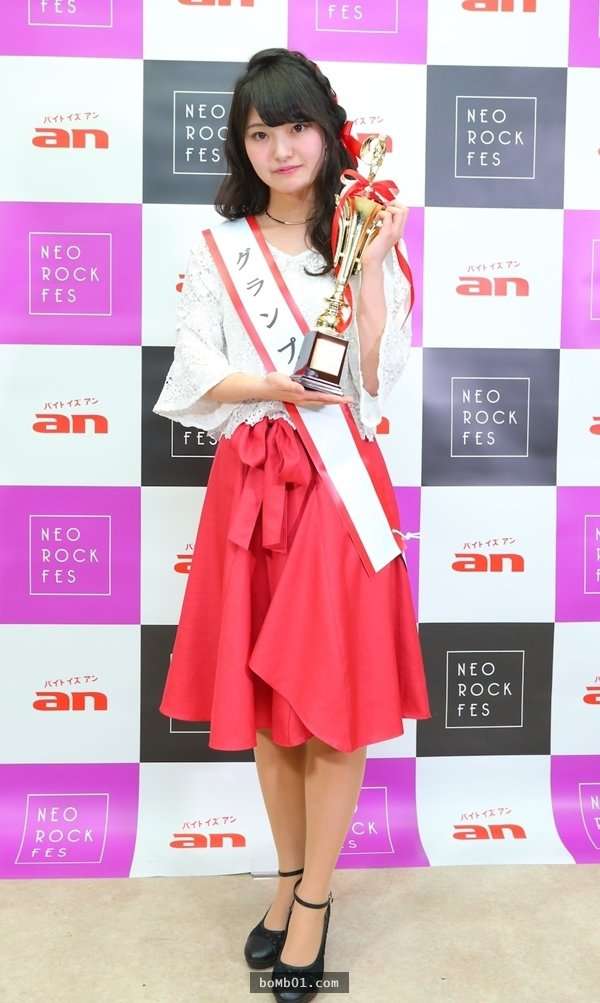 她就是「全日本最可愛大一生」選美冠軍，但網友一看到那張臉都忍不住質疑參賽者只有3人吧…