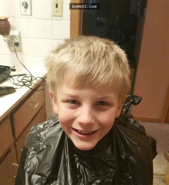 小男孩陪化療外公剃光頭卻被同學霸凌，校長得知後直接霸氣給他剃刀說「也幫我剃」！
