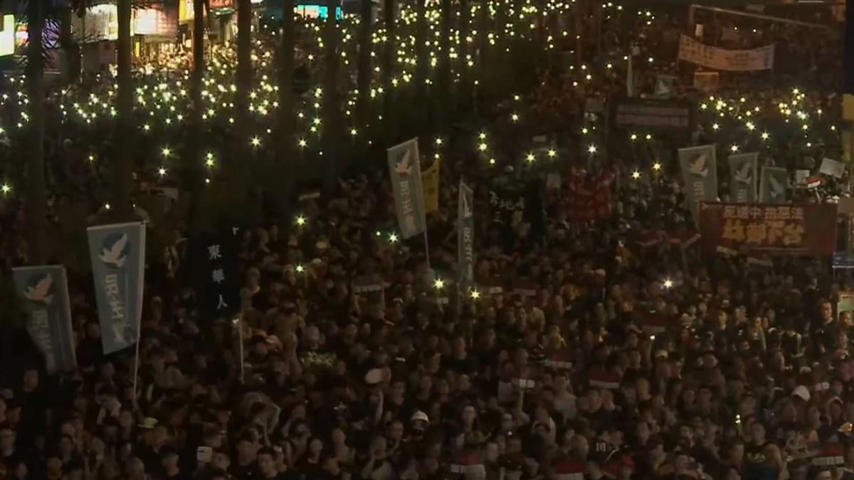 香港遊行百萬人潮「為救護車開道」　摩西分紅海畫面成最美風景