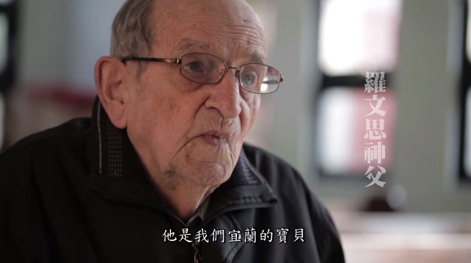 謝謝你…荷蘭神父來台奉獻55年決定返鄉，他的理由是「老了不想造成台灣人困擾」！