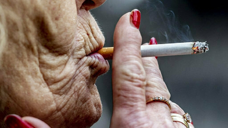 狂！夏威夷要提高合法購菸年齡　「未滿100歲」通通都不得買菸