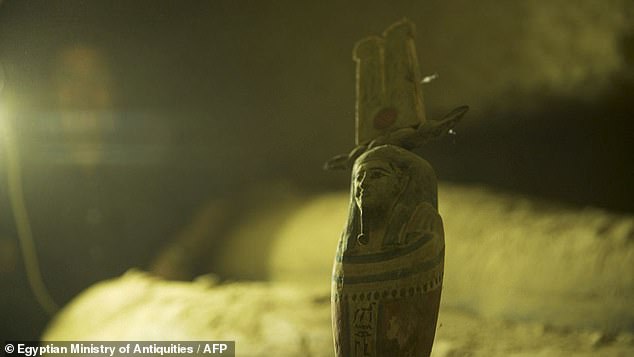 埃及新出土27具2500年前古棺！　從未被發現過「外觀居然和新的一樣」
