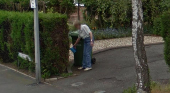這個女子好奇打開Google街景地圖想要看看老家，沒想到下一秒就對著螢幕淚崩…