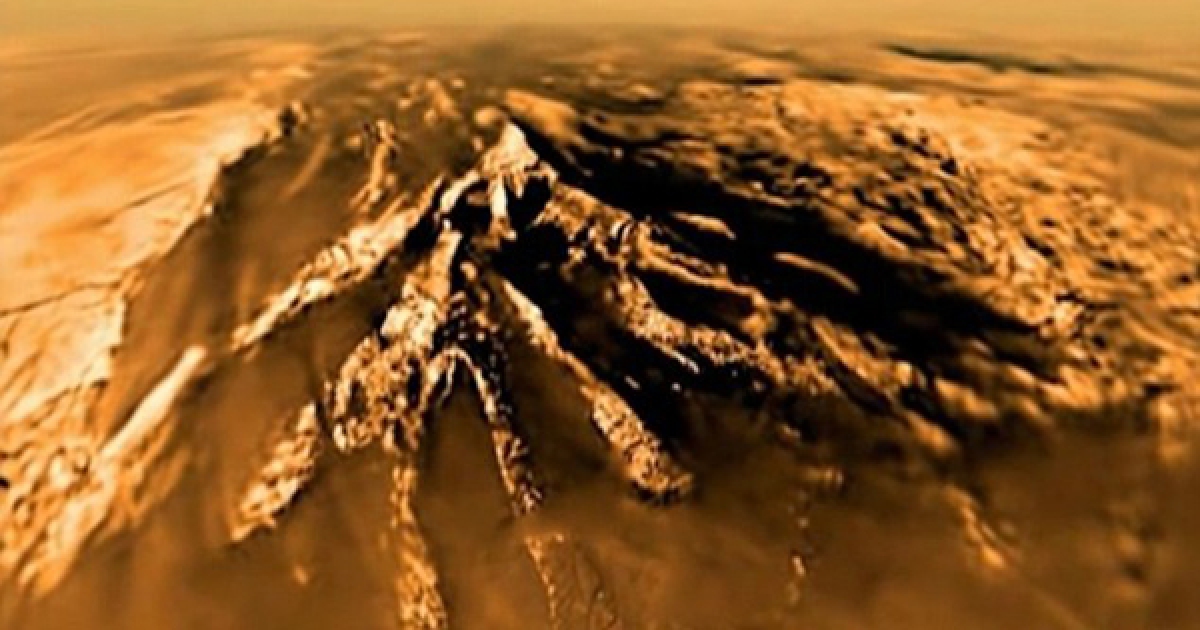 NASA終於公開「登陸土星最大衛星」的影像紀錄，完全就像是電影裡的外星世界啊！