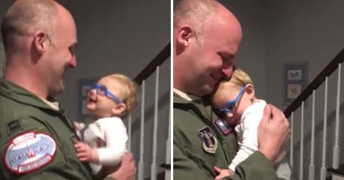 9個月寶寶第一次戴眼鏡看清楚爸爸的臉，他的「激萌反應」讓軍人爸爸都忍不住偷掉淚！