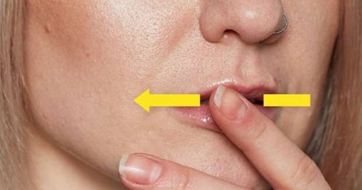 壓力大時用食指輕拍嘴唇…　8種心理學家也很常用的「紓解壓力妙方」