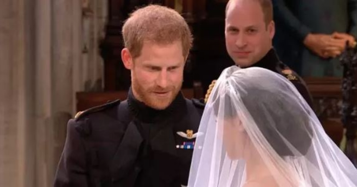 英國世紀婚禮！　哈利初見「穿婚紗的梅根」　一句話害網友少女心都炸了