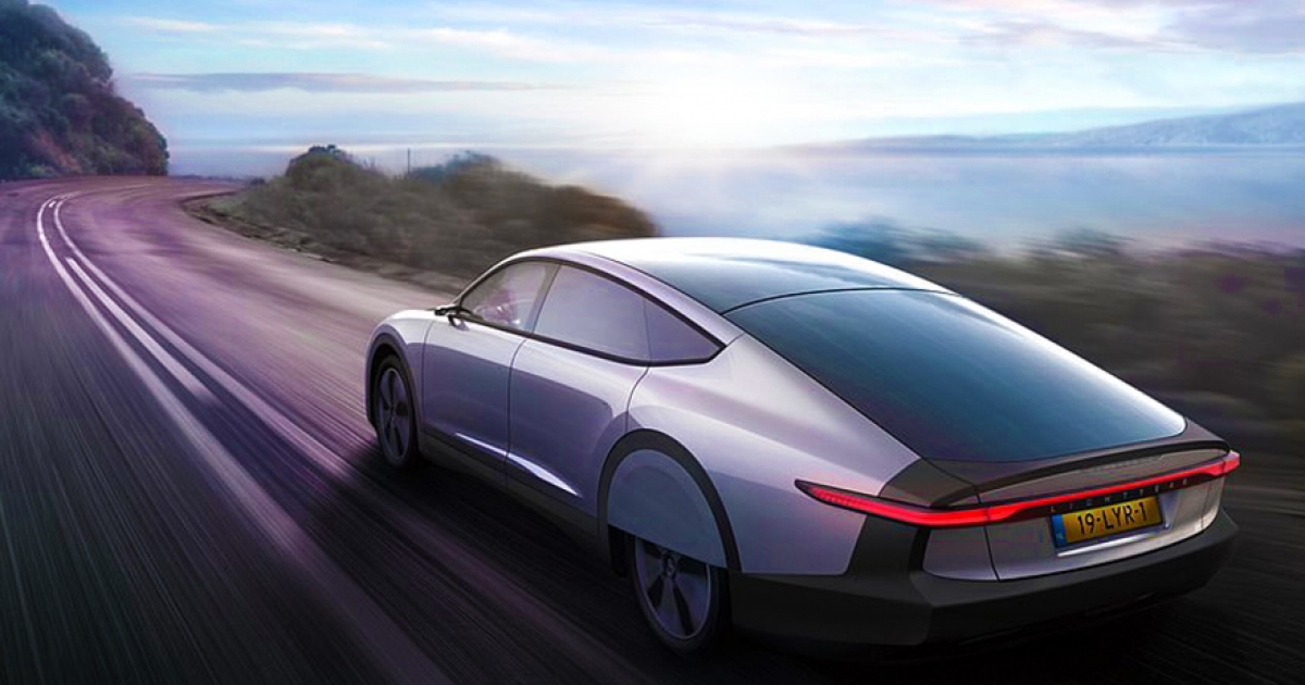最新「太陽能電動車」比特斯拉厲害　一整年「可行駛2萬公里」