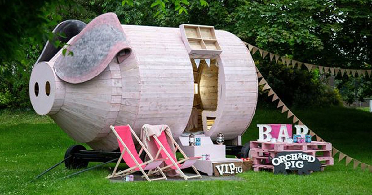 超可愛「粉紅豬露營艙」可容納12人　肚肚裡「什麼都有」住到超舒適