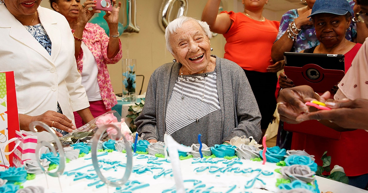 「結婚會減壽！」107歲嬤長壽秘訣是不嫁人　快樂過百年單身