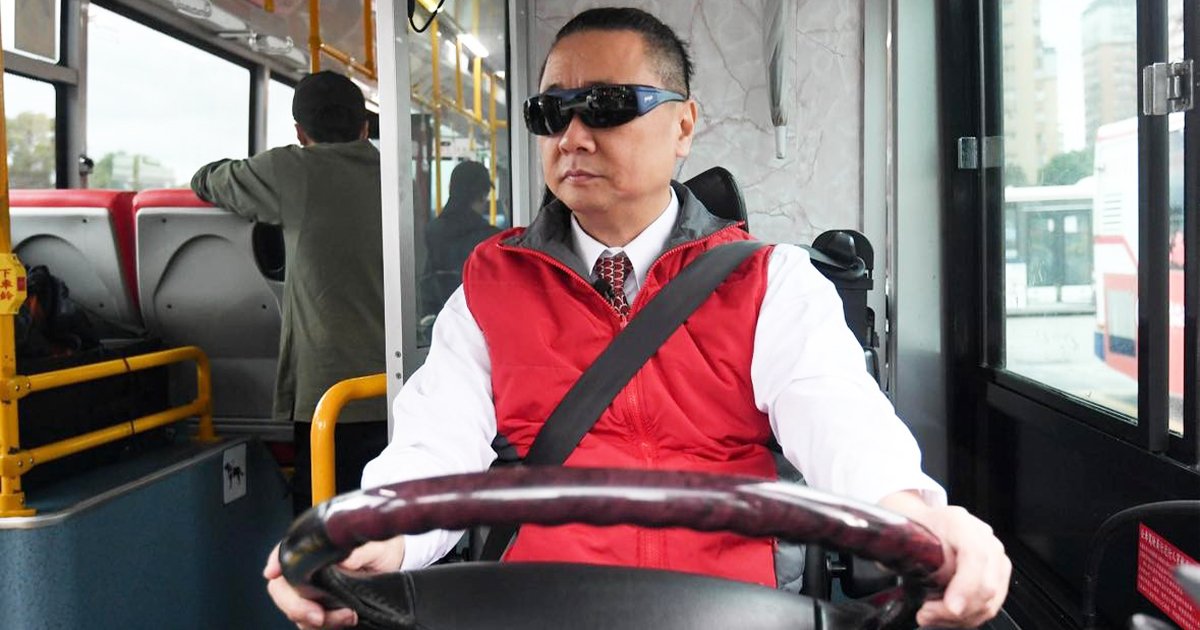 拍1日準備近1年！55歲邰智源拼當公車司機　9個月「真的考到駕駛執照」